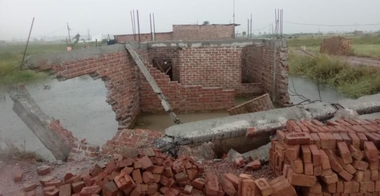 फतेहपुर तगा और मादलपुर में अवैध कॉलोनियों पर चला डीटीपी इनफोर्समेंट का पीला पंजा