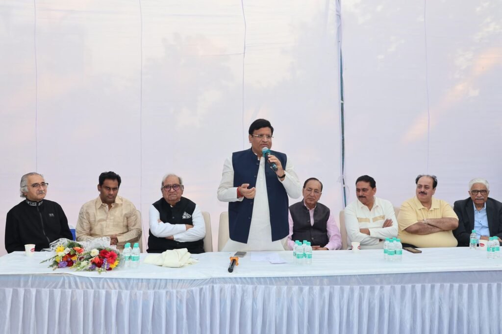 img 20251110 wa01742289335027614844512