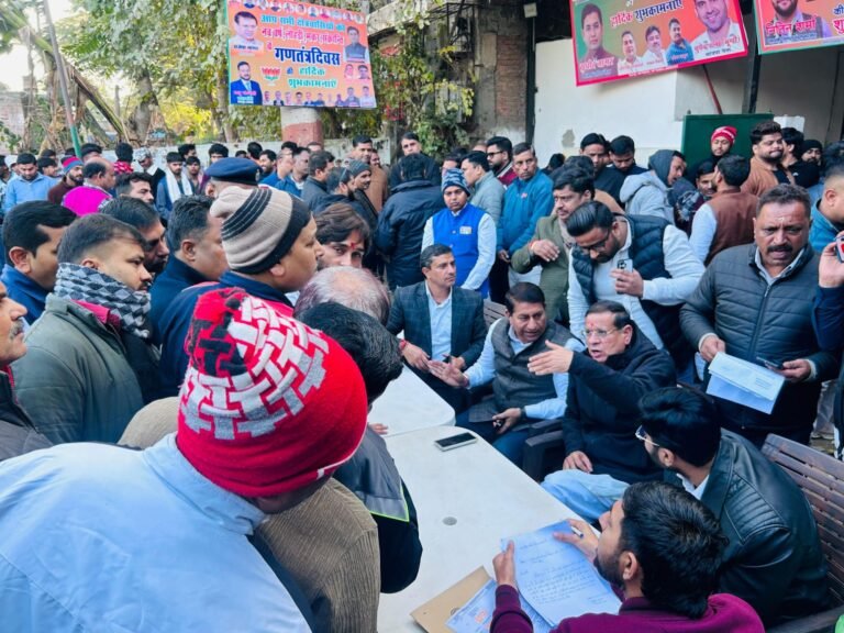 खुले दरबार में मंत्री राजेश नागर ने बिजली संबंधित शिकायत सुनी, मौके पर ही सुनिश्चित किया अधिकारियों द्वारा एक्शन